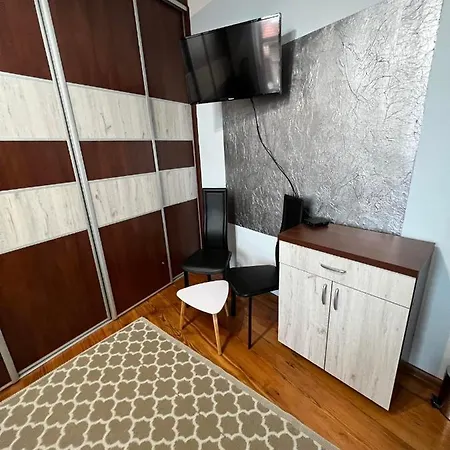 Jednosci Hostel Зелена Гура Екстер'єр фото